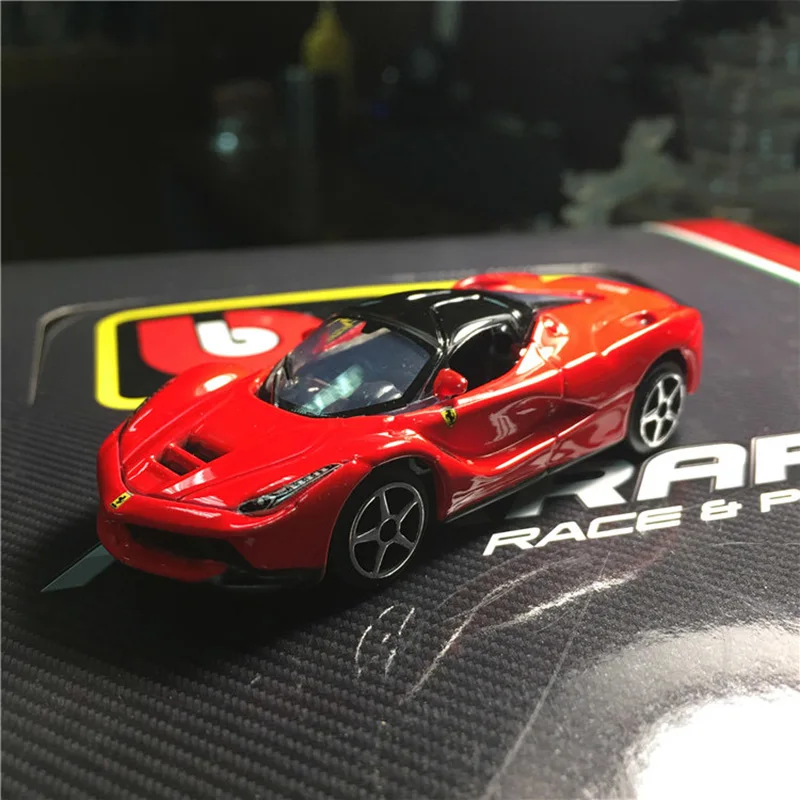 Подлинная суперспортивная модель автомобиля из сплава 1:64 игрушки серии красные