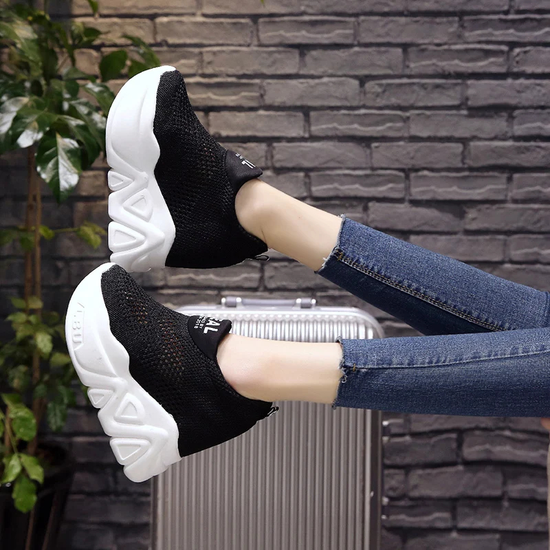 Летняя обувь на платформе 11 см; коллекция года; кроссовки из дышащего сетчатого материала; обувь, увеличивающая рост; женская повседневная обувь на танкетке; слипоны на высоком каблуке - Цвет: mm8878 Black