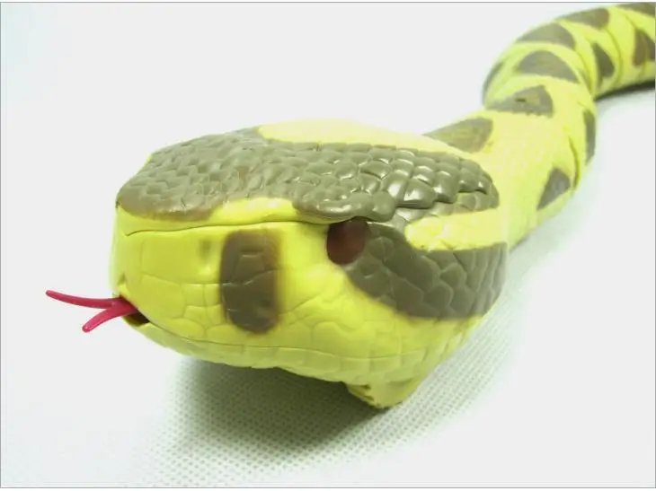 

Electric Snake Creative RC Snake Toy Tricks Toy Infrared Control ABS Remote Control RC Rattlesnake