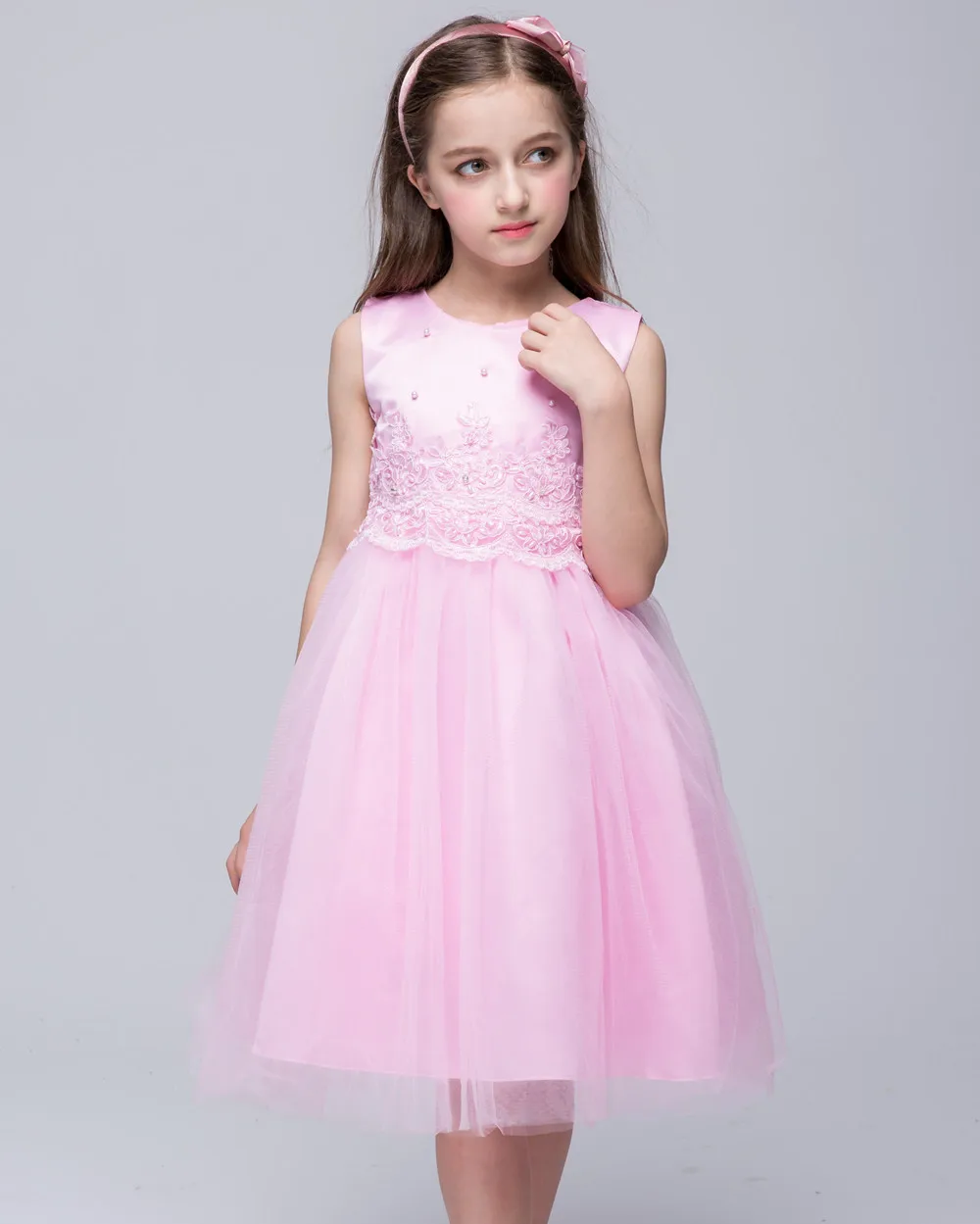 3282497640_1365310624