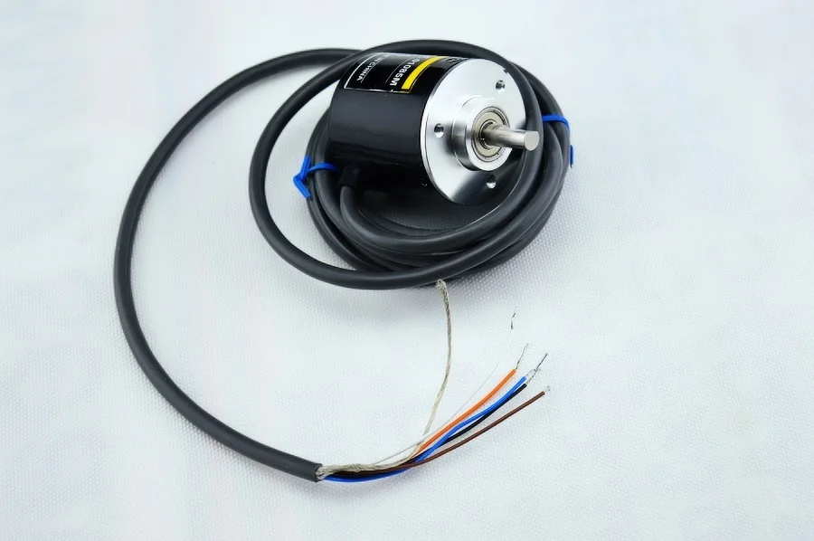 

E6A2-CWZ3C Rotary Encoder E6A2-CWZ3C 2500 2000 1800 1024 1000 600 500 400 360 200 100 60 40 30 20P/R 5-24v,FAST SHIPPING