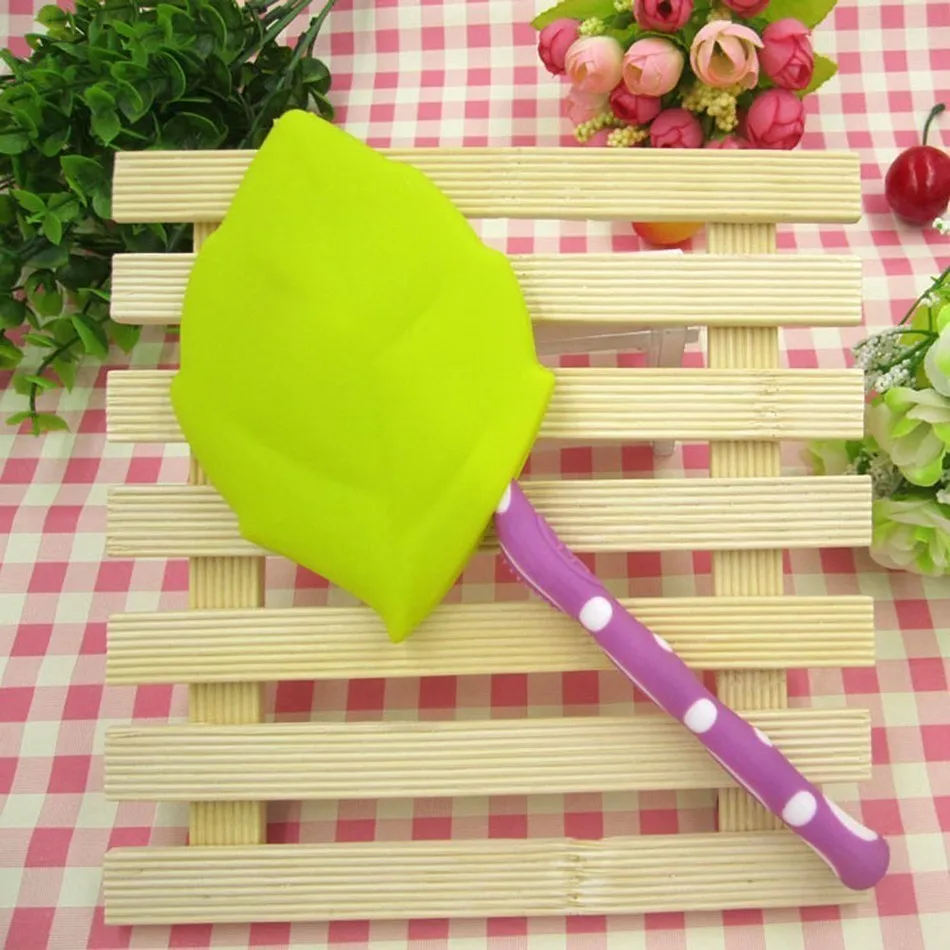 Útil plegable portátil Arce forma de silicona taza de lavado de dientes enjuague recipiente creativo al aire libre Camping Picnic