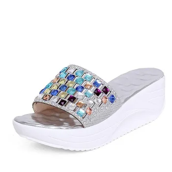 

2017 summer fashion new Coloured water drill increases cool drag height and waterproof platform to show white and cold slippers