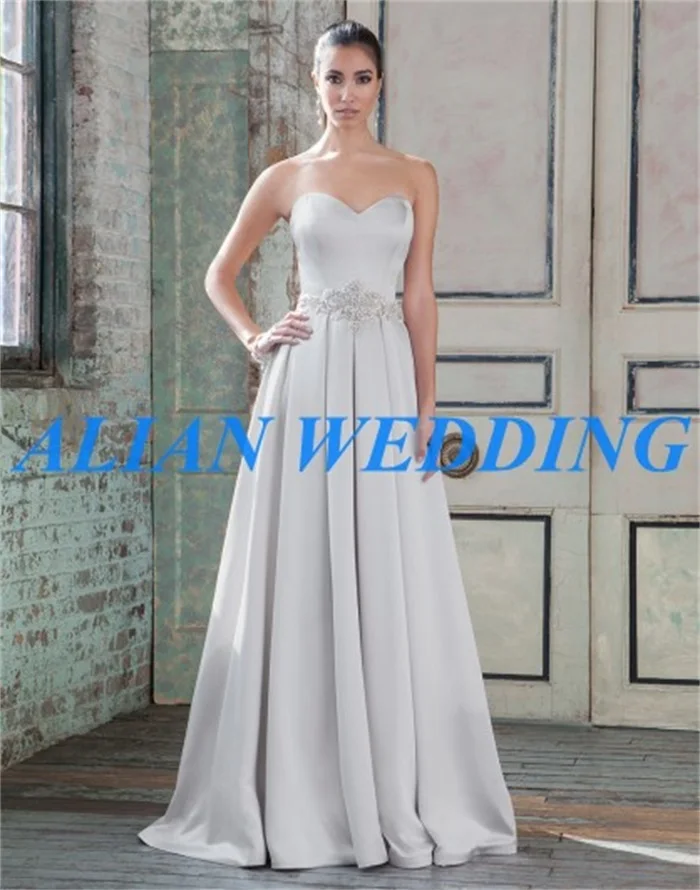  Fast  Shipping  Silver Wedding  Dress  with Appliques 2019 