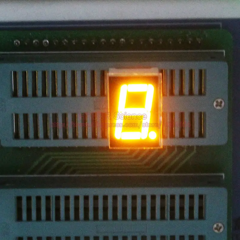 016 I07W-5611AY-10P 2