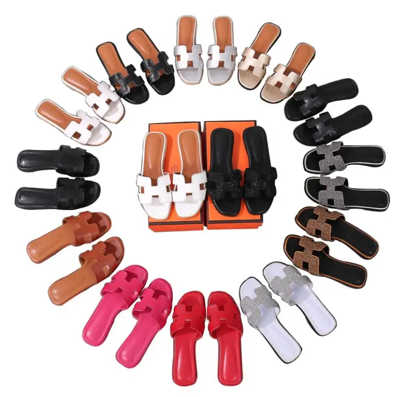 

Women Summer cut out ladies sandals Luxury brand good quality flat shoe Candy Color Outdoor Holiday Slides big size 43 fashion