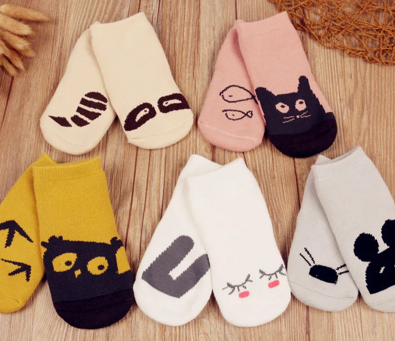 [Bosudhsou.] C6# новая милая Одежда для новорожденных детские носки нескользящие теплые зимние плотные мягкие носки для младенцев и цвет случайный