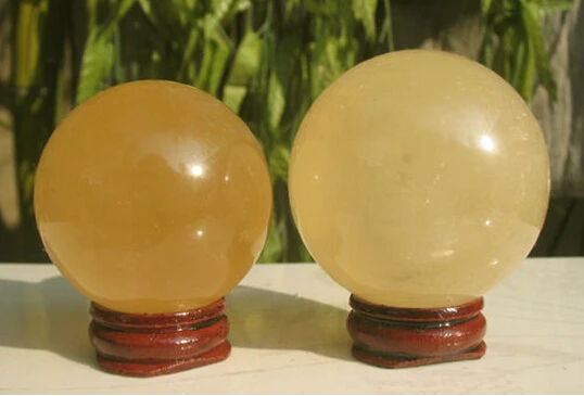 

A 5082 NATURAL golden CALCITE CRYSTAL SPHERE BALL REIKI (0601)