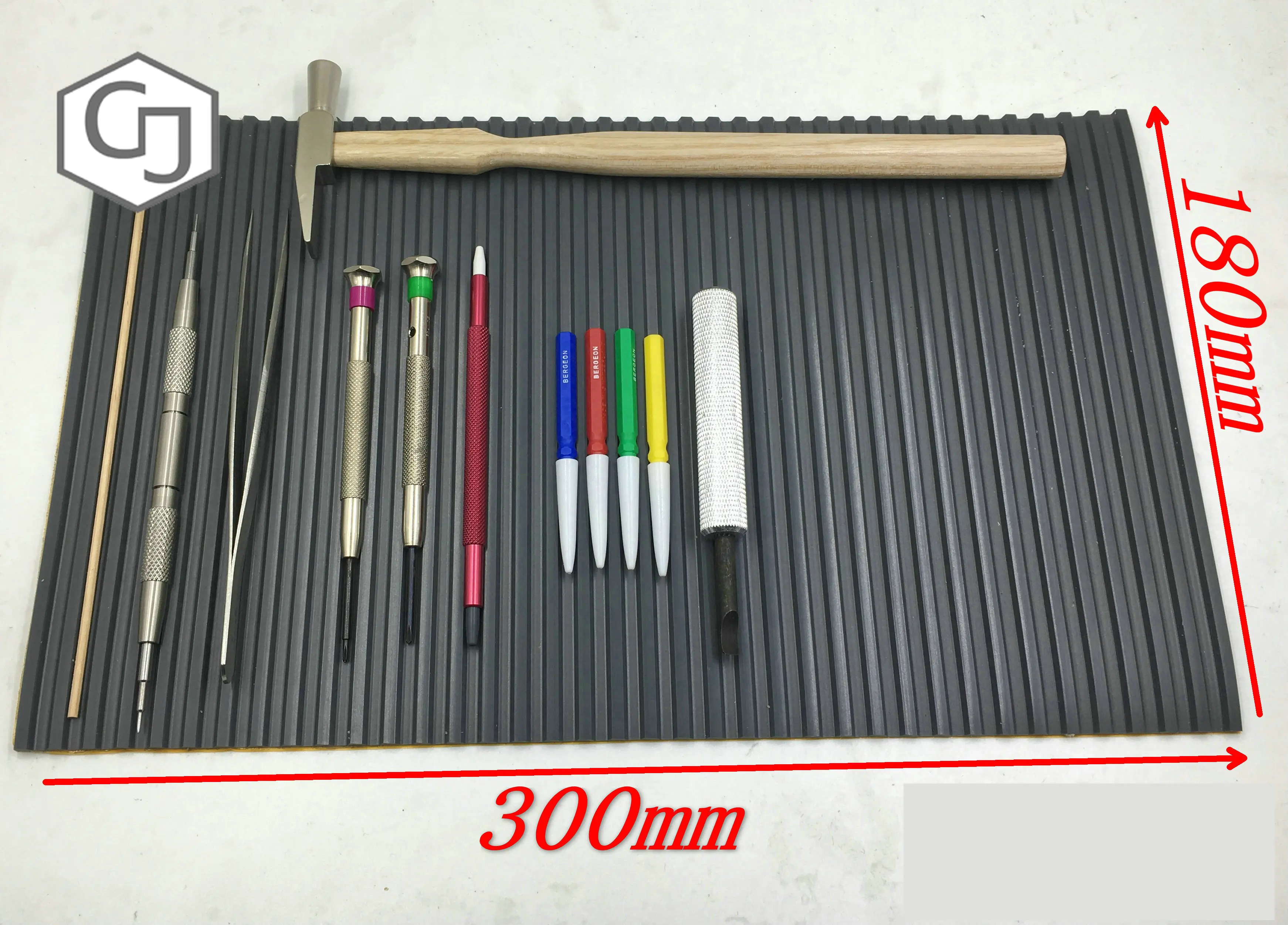 

Free Shipping 30*18cm Rubber Non-Slip Pad cushion For Watch Repairing Tools,Workbench Mat For Watchmakers