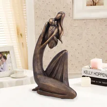 

Modern Abstract Resin Figure Sculpture Mother Angel Love Statue Imitation Bronze Mother and Child Ornament Mother's Day Gift