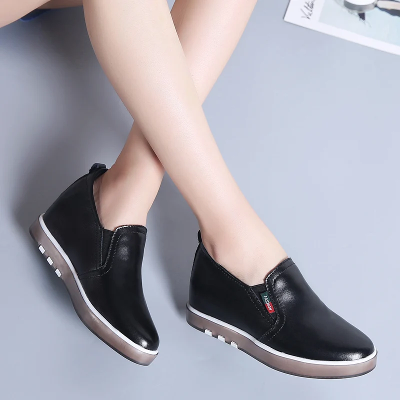 

2018 Women Creepers Autumn Increasing Height Shoes Casual Slip On Moccasins Platform Wedge Heel Fashion Elastic Band Footwear