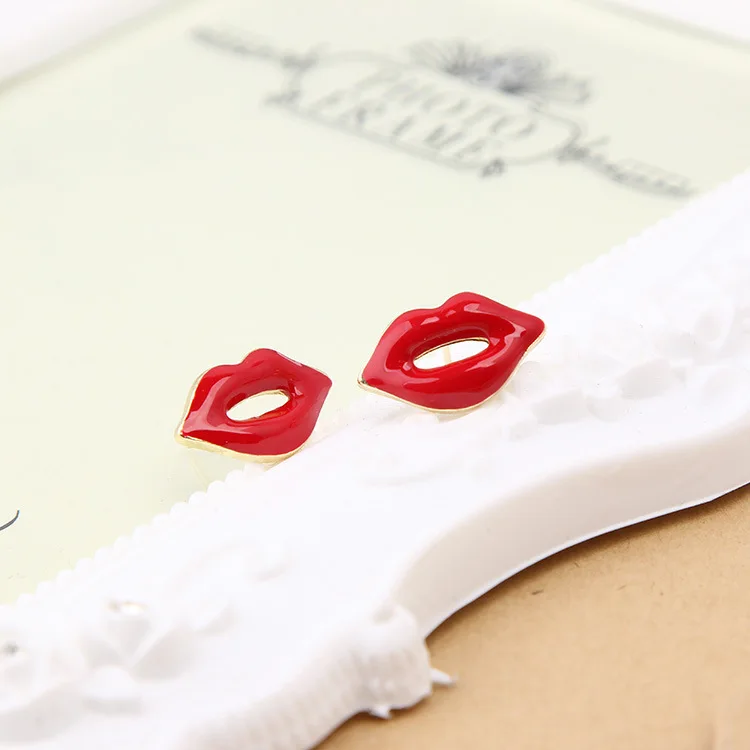 

hot autumn style fashion brand jewelry new fashion personality lips stud earrings for women gift