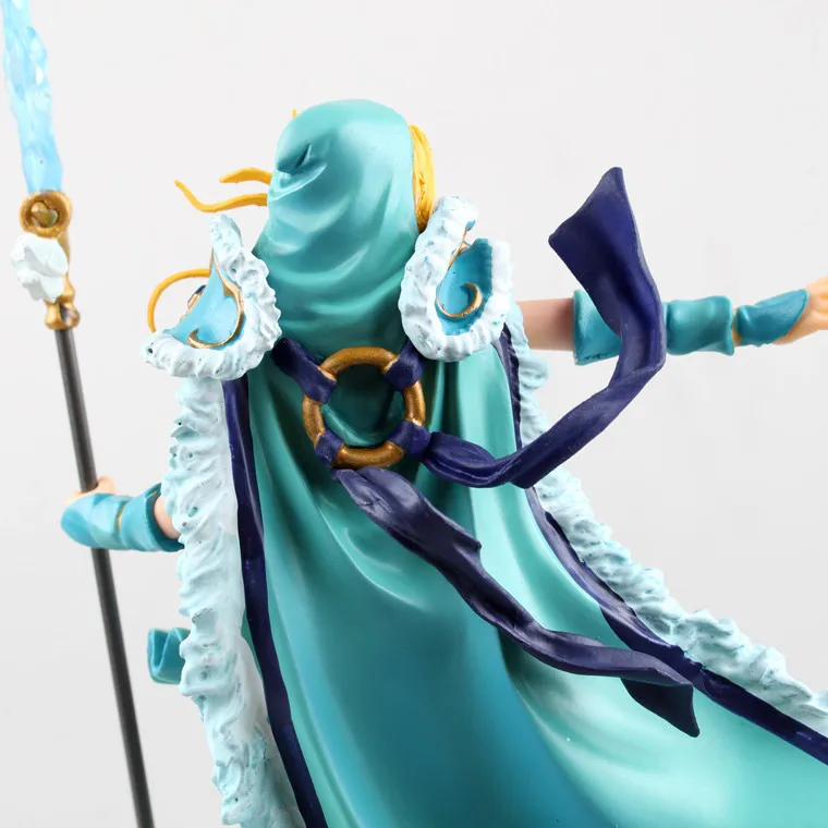 Action figure Amazing Dota 2 Game Crystal Maiden Character Butcher PVC Collection dota2 Toys 160728