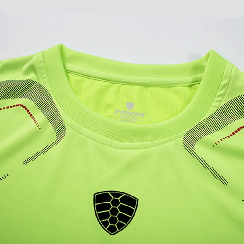 FANNAI Brand hombres tenis deportes al aire libre entrenamiento de secado rápido bádminton hombres camisetas de manga corta Camisetas tops ropa