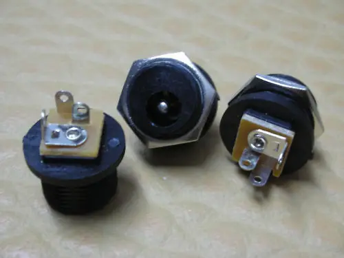 

50pcs Main 5.5*2.5 mm DC POWER PANEL JACK JACKS 2.5mm CENTER PIN