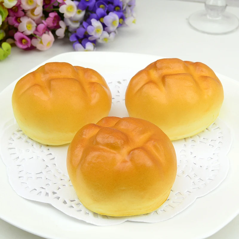 

050 Imitation fake pineapple bread /PU cake dessert sweet food model