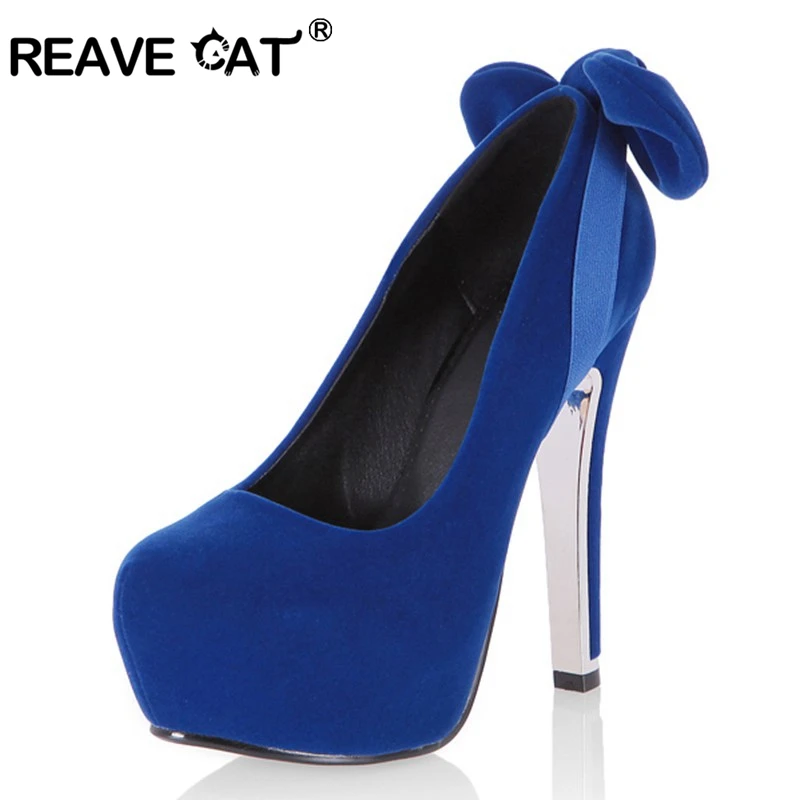 cat with high heels