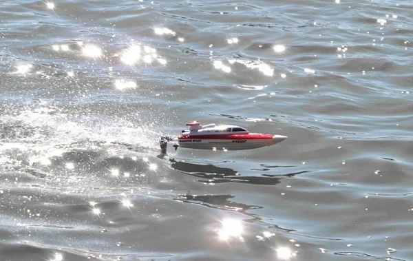 Feilun_FT007_4CH_2.4G_High_Speed_Racing_Remote_Control_RC_Boat_22