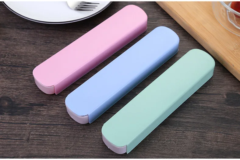 9436970703_1538885810