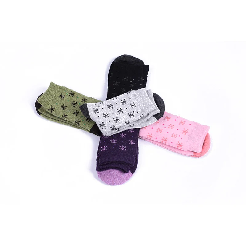 Зима 2020 модные чёрные Цветы Узор sox теплые белые короткие женские носки harajuku