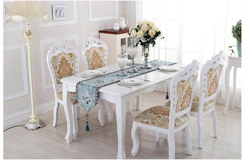 European Luxury Jacquard Coffee Table Runners Modern Pastoral Embroidered Table Runner High-Grade Thick Cabinet Cover Home Decor
