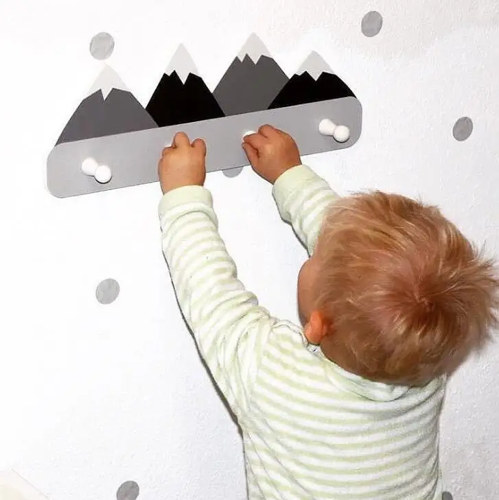 

Children's room Decoration Coat Hat Hook Snow Mountain Wall Hanging Holder Wooden Cartoon Door Hanging Storage Accessories 04296