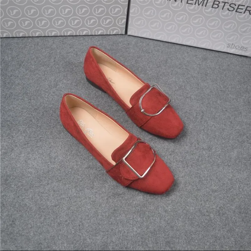 Весенне-осенняя Женская рабочая обувь с квадратным носком женская обувь на плоской подошве в британском стиле пряжки для обуви маленькие размеры 31-33, большой размер 44