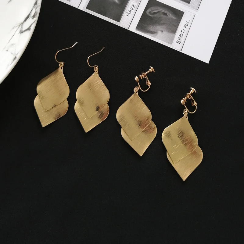 

Free Shipping New Design Fashion Leaf Shaped Earring