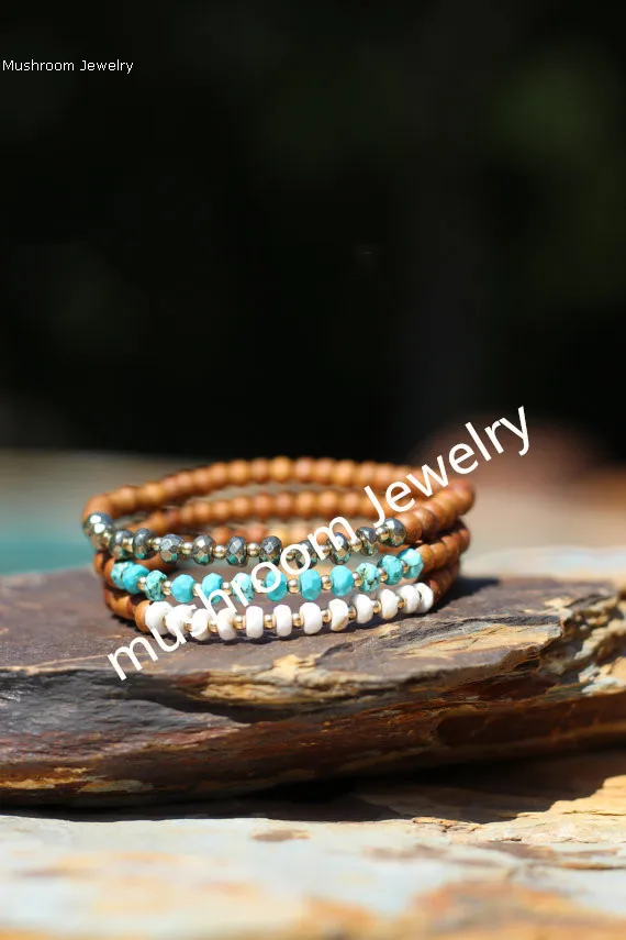 ST00 20Minimalist Pyrite Stretch Bracelet, Petite Faceted Pyrite on Sandalwood, Dainty Stack Bracelet, Boho, Beach Style, Yoga, Layering Bracelet 1 (1)_