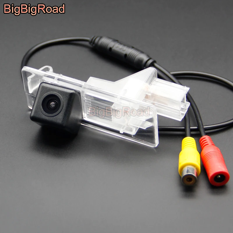 

BigBigRoad Car Rear View Backup Camera For Renault Dacia Lodgy Megane 3 Laguna 2 3 Samsung SM3 Captur 2012 2013 2014 2015 2016