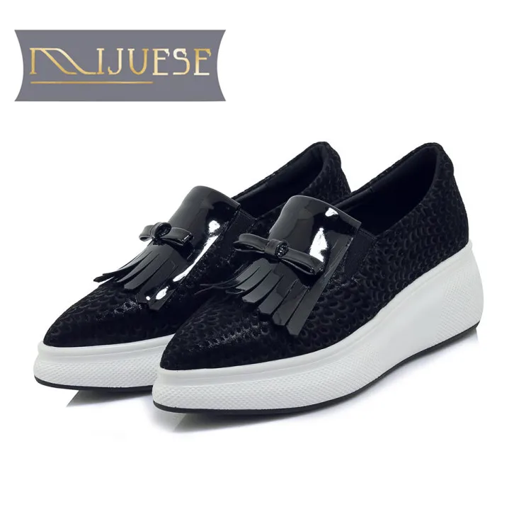

MLJUESE 2018 women flats sheepskin silver color fringe flat platform loafers casual shoes creeper shoes party dress wedding