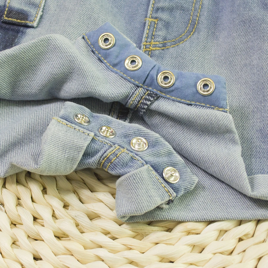 Джинсовые комбинезоны для новорожденных; боди для маленьких мальчиков и девочек; джинсовая одежда для новорожденных; Лоскутная детская одежда на пуговицах