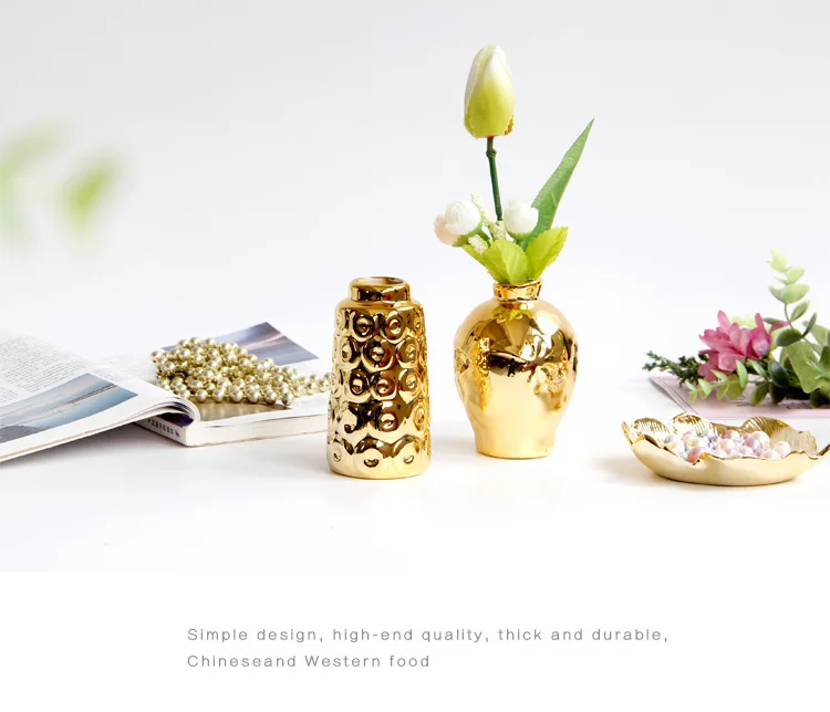 Тисненая Золотая ваза для украшения дома, большие статуи, настольный Европейский свадебный стол, аксессуары для растений, Террариум, керамика