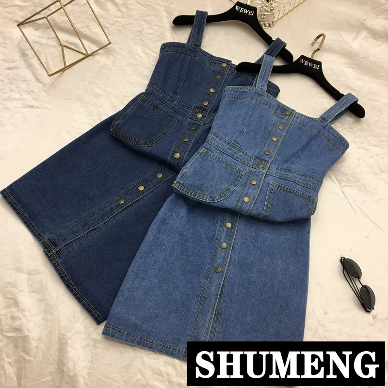 

Spring/Summer 2019 New Retro Single Row Button Jeans Dress Pure Color Women High Waist Slim Sling Denim Dresses