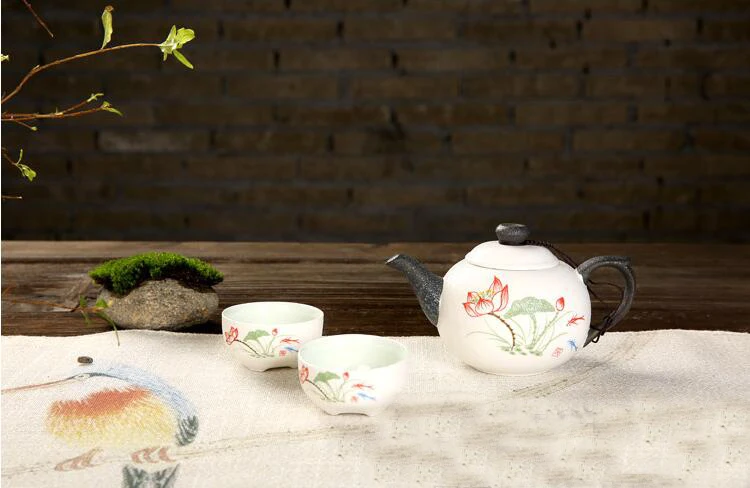Горячая Распродажа керамический чайный сервиз, включает в себя 1 горшок 2 чашки, китайские характеристики чайник с цветами лотоса чашка чая, чайный набор кунг-фу подарок