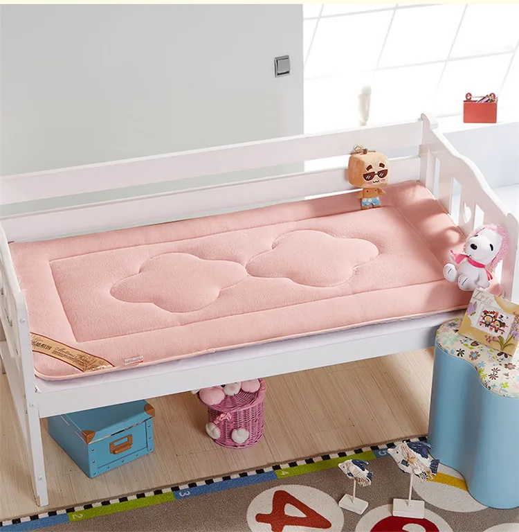 Murah 2018 Baru Fashion Hangat Tunggal Bayi Anak Kasur Bedding Crib Kasur Dual Musim Panas dan Musim Dingin