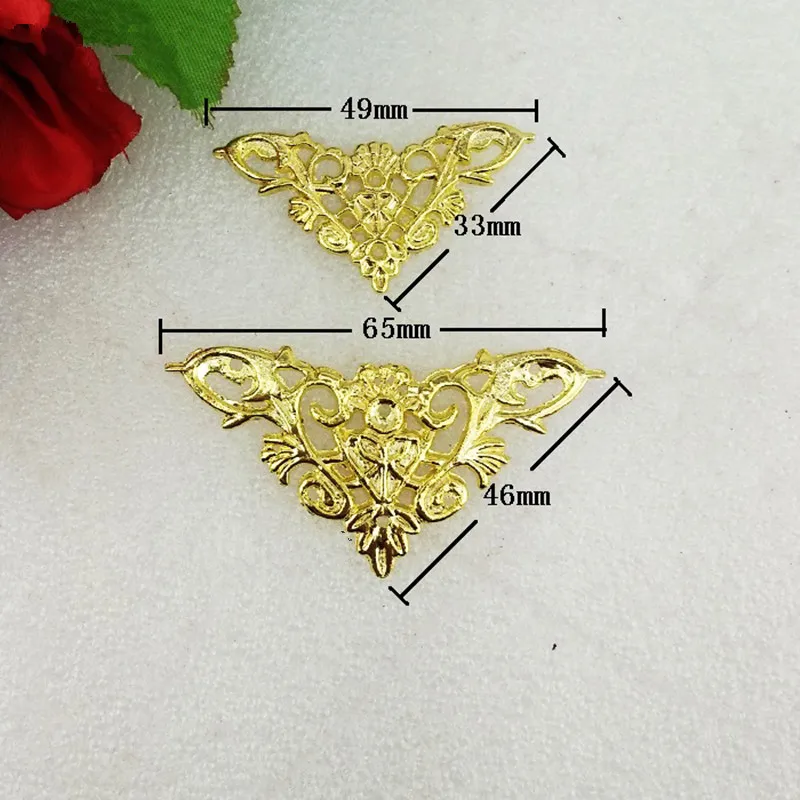 

Vintage Alloy Wooden Box Coner,Gold Color Protector,Embellishment Findings Triangle Corners Antique Flower Hollow Cover,40Pcs