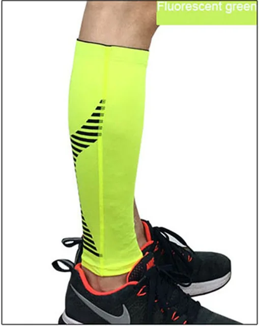 1 пара мужчин и женщин щитки для голени футбол защитные ноги икры Компрессионные рукава для занятий спортом сайклингом и бегом безопасности Shinguards - Цвет: HT006 green