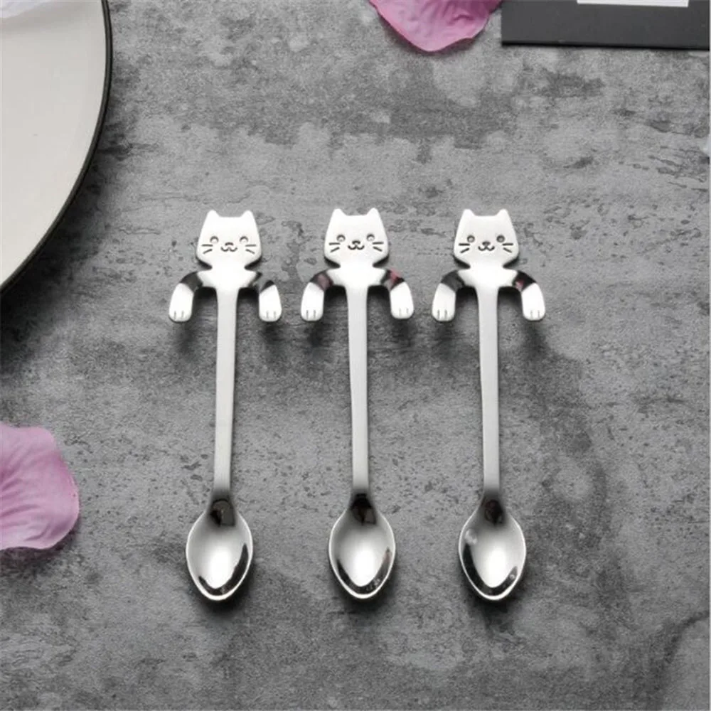 One Piece Cute Cat Pattern Flatware Long Handle Spoon