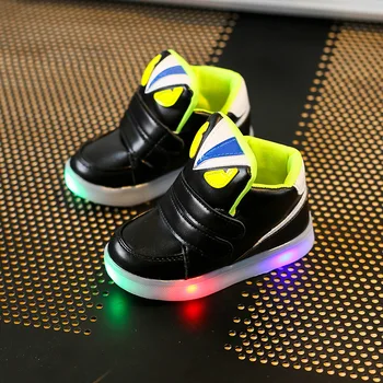 

Fashion Children Shoes With Flash Kids Light Chaussure Led Enfant Led Girls Shoes Sports Breathable Boys Sneakers Shoes