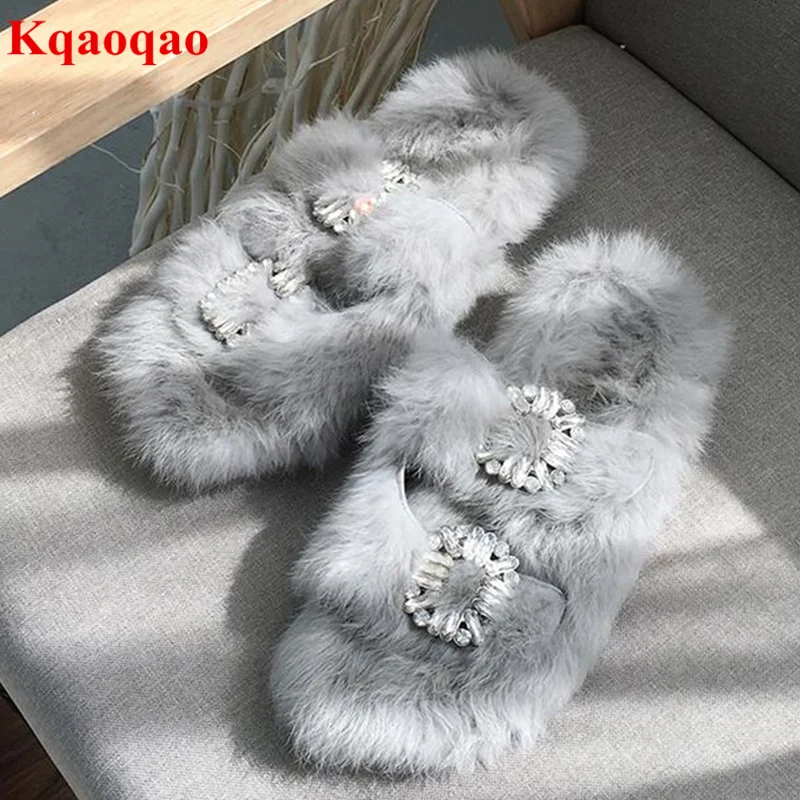 

2018 New Slipper Woman Fashion Crystal Embellished Women Slides Summer Flats Beach Shoes Chic Fur Shoes Open Toe Sapato Feminino
