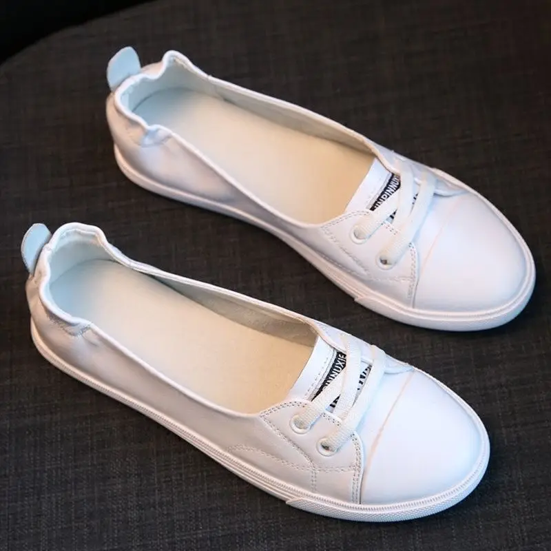 Kleine weiße schuhe weiblichen flachen boden casual Koreanische reise stick krankenschwester student bord schuhe|Flache Damenschuhe| - AliExpress