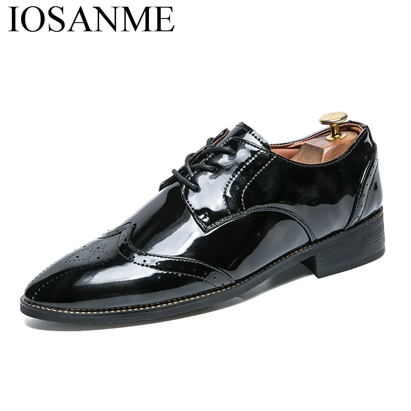 glossy oxford shoes