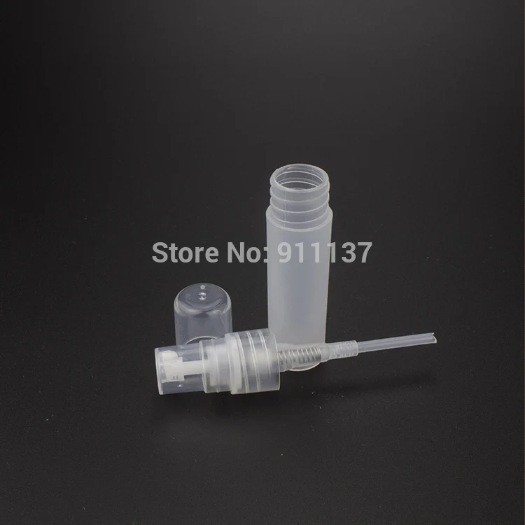 Frasco de Spray Vazias de Spray de Plástico Frascos de Spray de Perfume Plástico Pequeno Bomba Pequenas Garrafas Geada Plstic Pequenos 100 Pcs 5 ml pp 4 High Quality Beleza e saúde