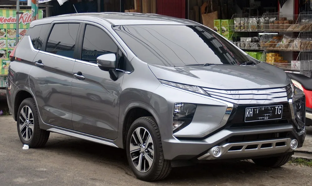 1280px-Mitsubishi_Xpander_Sport_(depan),_Palangkaraya 