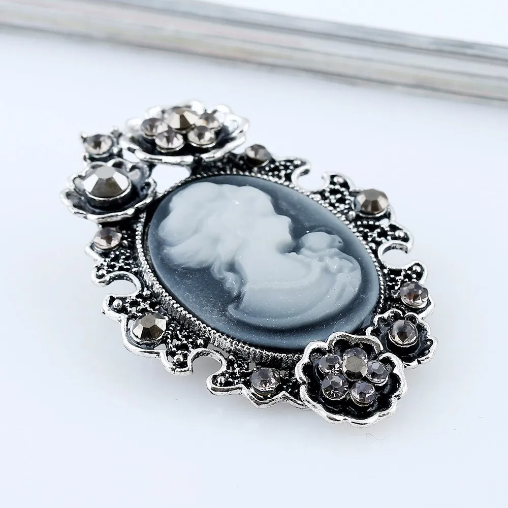 Vintage Brooches For Women Elegant Trendy Rhinestone Flower Beauty Head