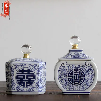 

Jingdezhen ceramic blue and white porcelain classical jar pot pottery pot home living room / decoration decoration