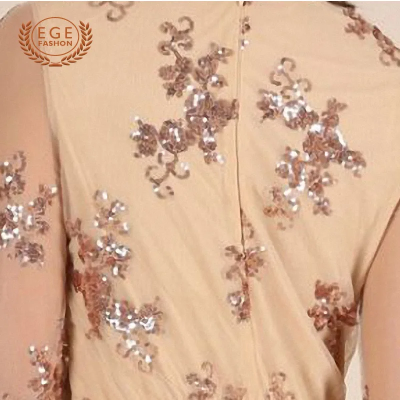 Simple sexy lace gold sequins jumpsuit, romantic woman deep v collar, fall 2018 long-sleeved gold suit