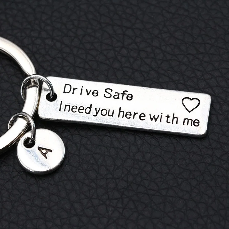 Drive Safe I Need You With Me/брелоки для пар/брелок с гравировкой/надпись строка