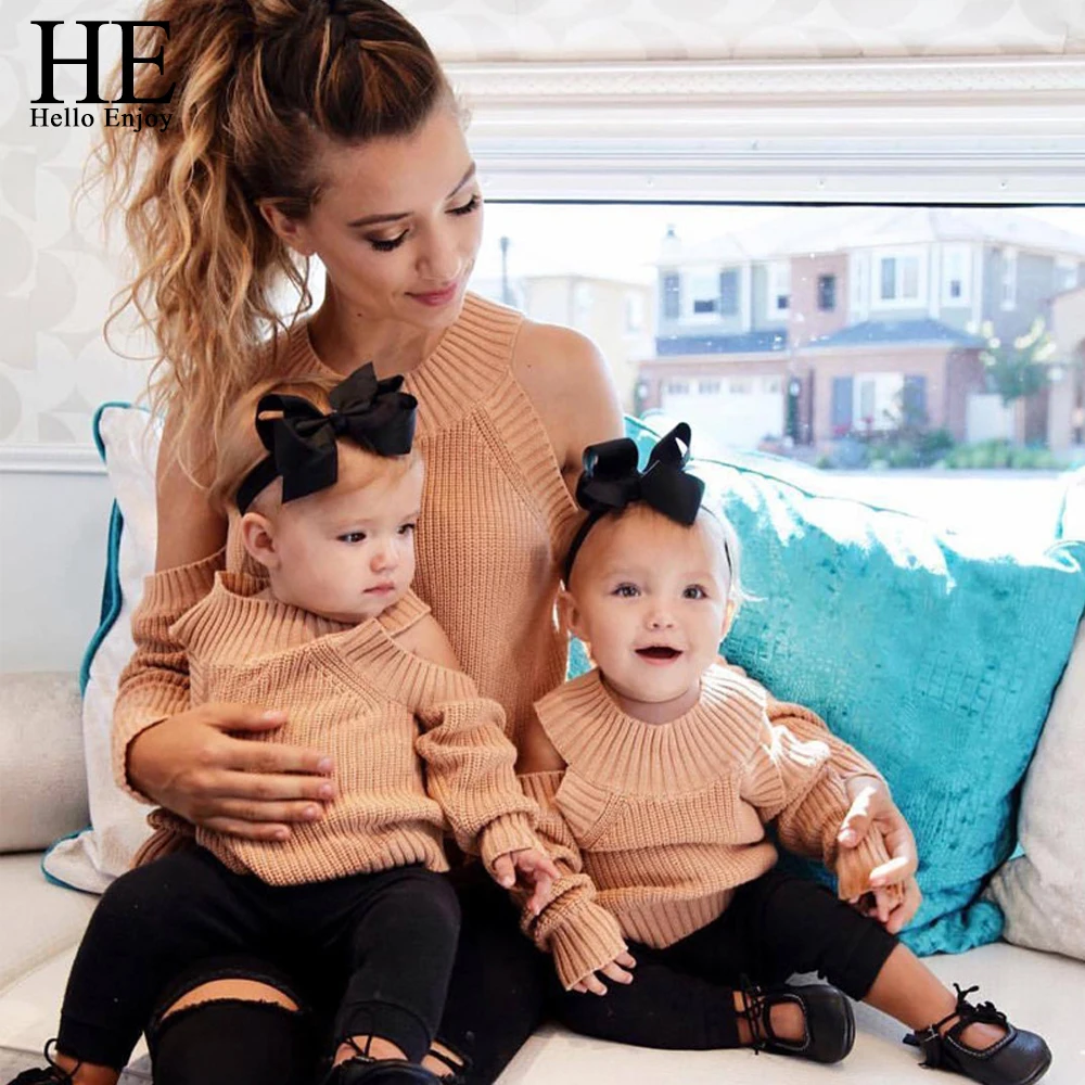 HE Hello Enjoy Mother And Daughter Clothes Autunm Winter 2018 Off Shoulder Long Sleeve Knitwear Sweater Pullover Family Outfits HE Hello Enjoy Mother And Daughter Clothes Autunm Winter 2018 Off Shoulder Long Sleeve Knitwear Sweater Pullover Family Outfits